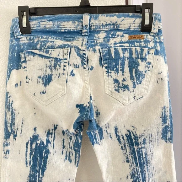 Watch LA Vintage Low Rise Bleached Jeans - Picture 4 of 6